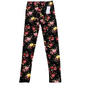 NWT Kathy Flowered Leggings.  Size S/M